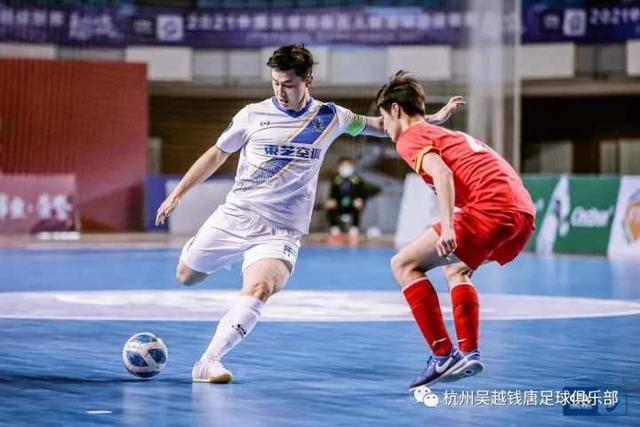 意外重逢：失踪五年的旧爱成为主治医生